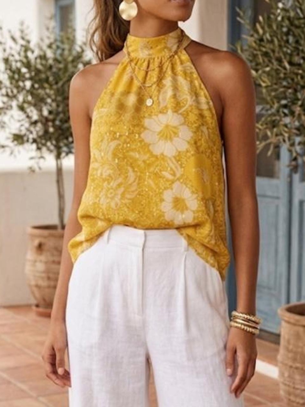 cupcakes & cashmere Yellow Floral Halter Neck Camisole
